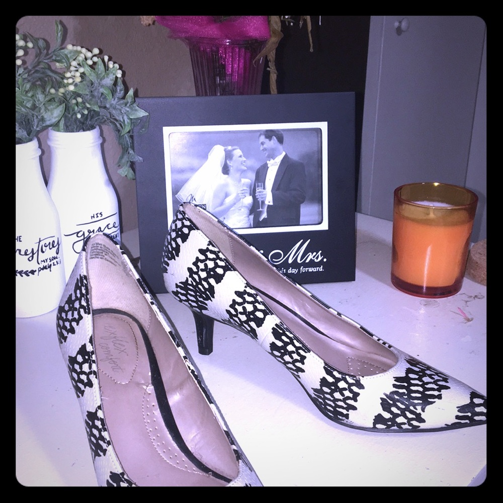Deflex comfort women’s heels 👠